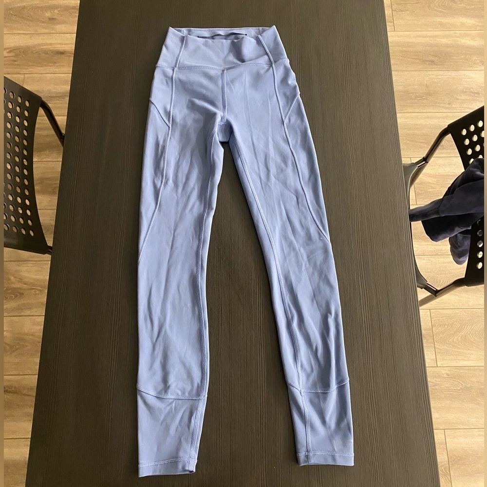 Lululemon leggings in movement size 2